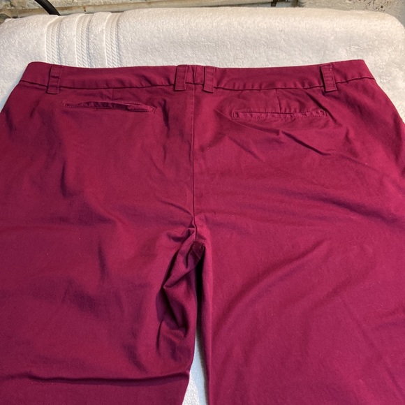 JCP Plus Size Capris - Picture 4 of 9